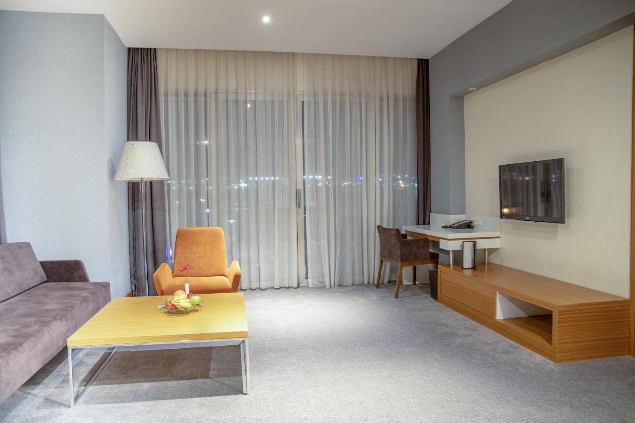 Ramada Plaza By Wyndham Istanbul Asia Airport Kocaeli Exterior foto