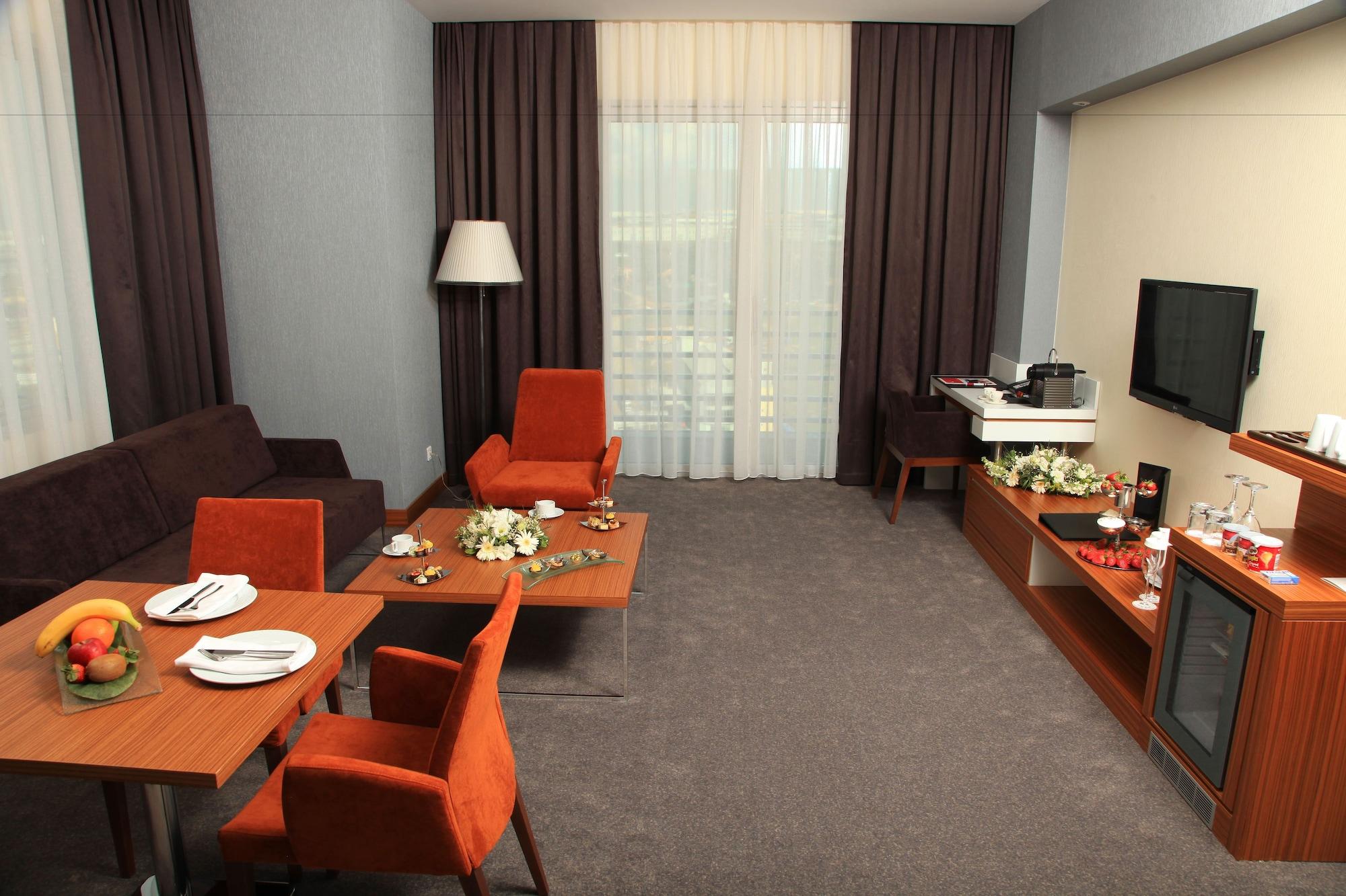 Ramada Plaza By Wyndham Istanbul Asia Airport Kocaeli Exterior foto